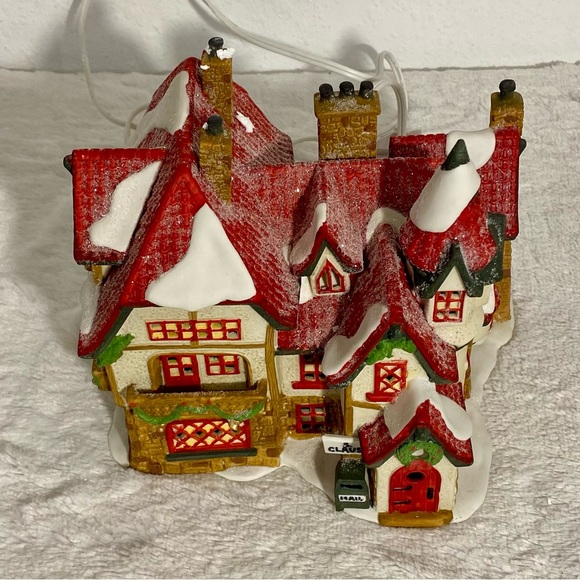 Department 56 “Santas Workshop“ 1990 North Pole Series - Picture 1 of 12